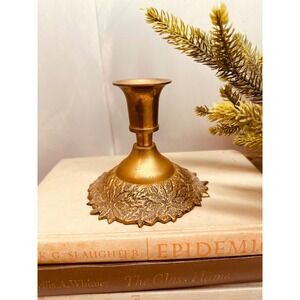 vtg patina brass candlestick sculptural floral leaf motif base 3.75in heavy